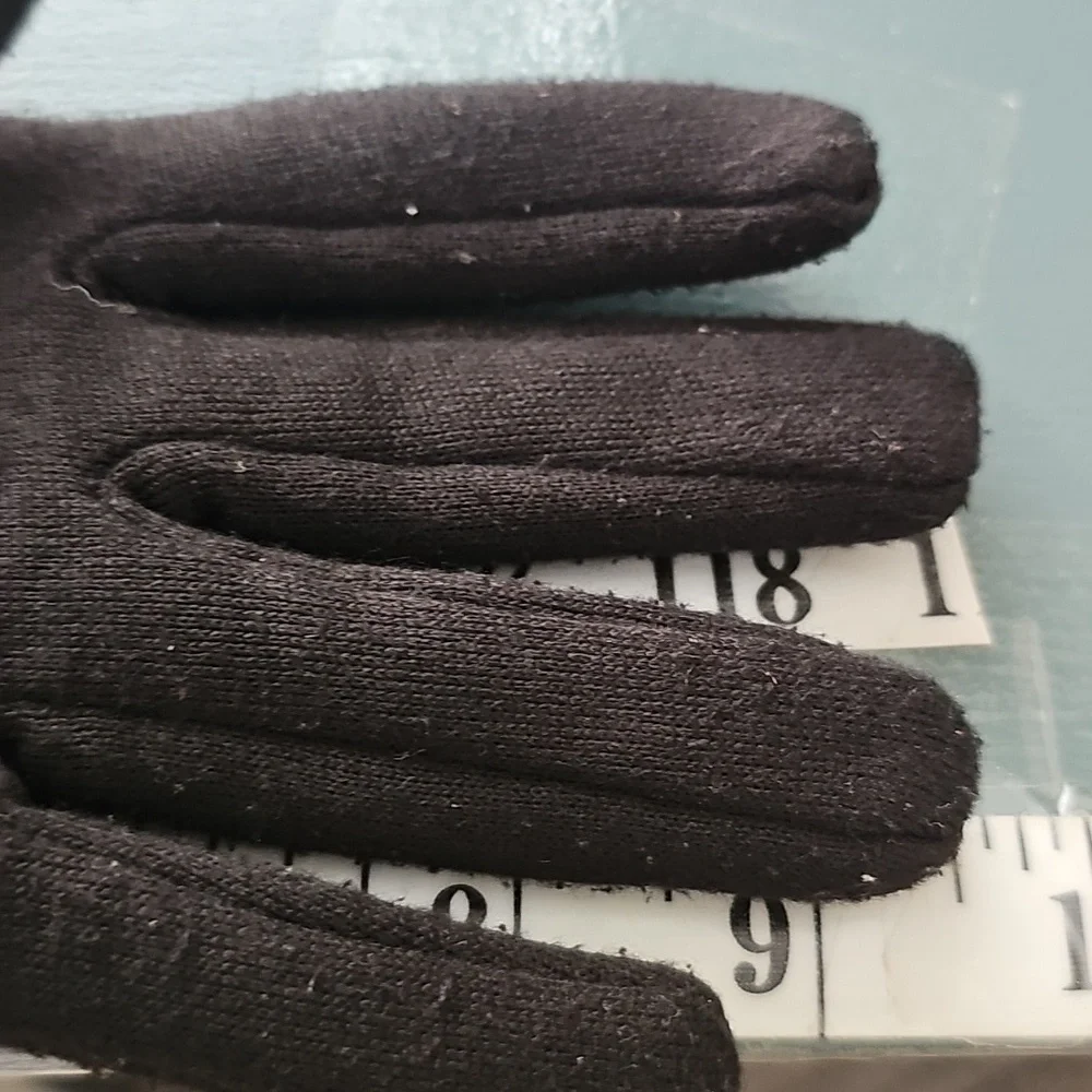 Elegant‎ Black Gloves with Faux Fur Cuffs. Meduim Size.